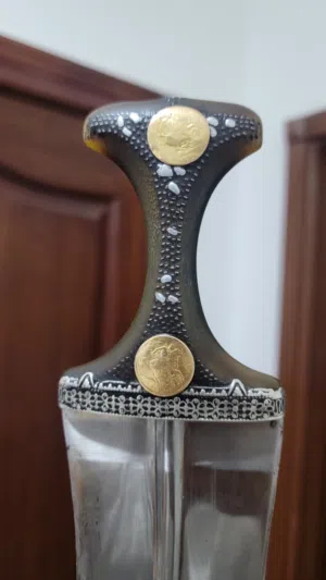 جنبية للبيع