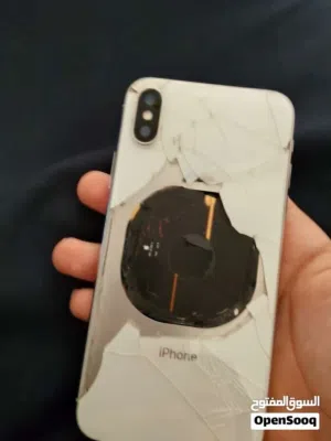 Apple iPhone X 64 GB in Tripoli
