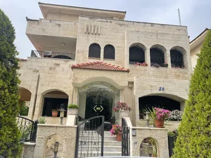 515 m2 More than 6 bedrooms Villa for Sale in Amman Um El Summaq