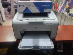 طابعة اتش بي 1005بحالة ممتازة مع حبر جديد