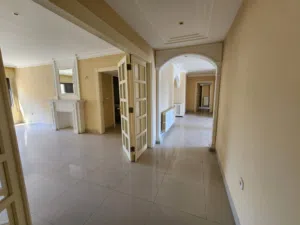 220 m2 3 Bedrooms Apartments for Sale in Amman Abdoun