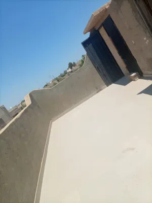 135 m2 3 Bedrooms Townhouse for Sale in Tripoli Tajura