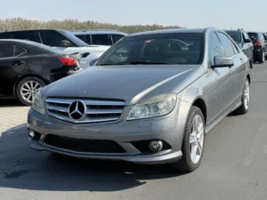 مرسيدس C300 2011 أمريكي Mercedes-Benz C300 2011 US Spec V6