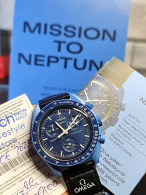 OMEGA × Swatch – Neptune  جديدة غير مستعملة نهائي كاملة المرفقات   الإصدار النادر والأكثر طلباً