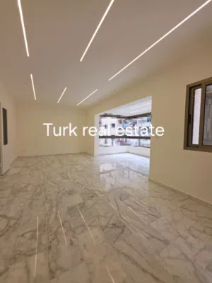 165 m2 More than 6 bedrooms Apartments for Sale in Beirut Verdun