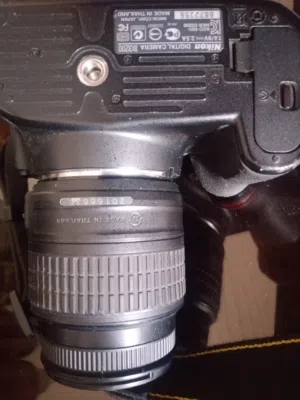 كاميرا D3200 DSLRnikon بحالة جيدة