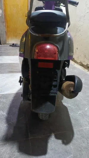 ماكس بوليسي 750