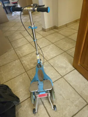 PRESS PEDAL three wheel cycle