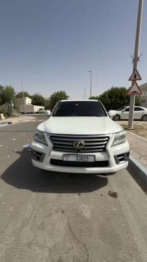 ستيشن لكزس lx570
