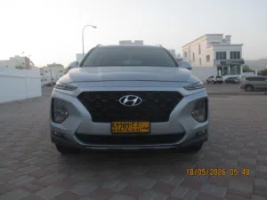 Used Hyundai Santa Fe in Muscat