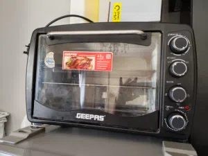 فرن جيباس geepas oven 45 liter used good condition Panasonic steam stand iron مكواه ملابس ستاند بخار