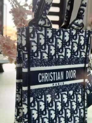 شنطة ديور تقليد درجه أولى جودة عاليه