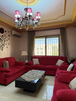 طقم كنب مع طاولات