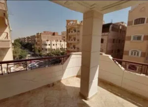 شقه للبيع في الحي الثالث