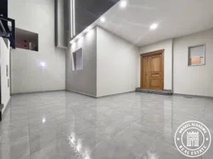 365 m2 5 Bedrooms Villa for Sale in Tripoli Al-Serraj