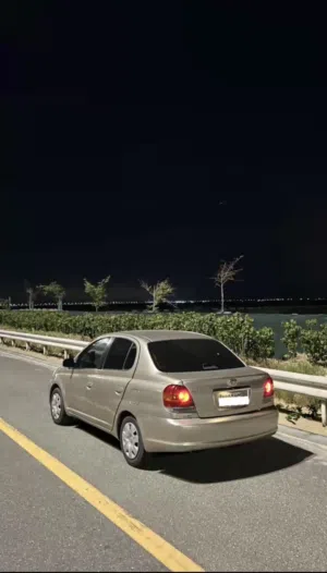تويوتا ايكو 2004