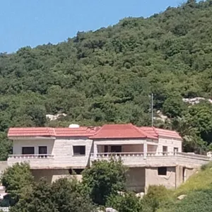 250 m2 2 Bedrooms Townhouse for Rent in Ajloun Other
