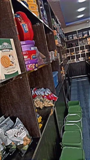 محمص كامل مجهز للبيع بكامل المعدات والبضائع
