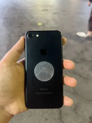 Apple iPhone 7 32 GB in Muscat