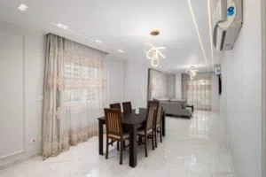 شقة مفروشة فاخرة - أول سكن - 220 م - جراج خاص - عباس العقاد - للإيجار