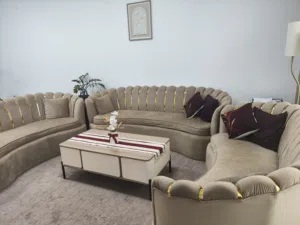 طقم كنب تفصيل بحالة ممتازة