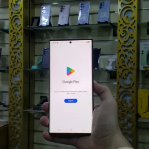 Samsung Galaxy S22 Ultra 128 GB in Sana'a