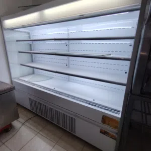 ثلاجات عرض مكشوف حجم 3.20 وحجم 2.5 وفريز عرض مزدوج فوق تبريد اسفل تجميد