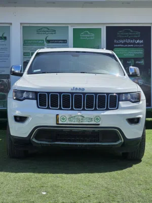 Used Jeep Grand Cherokee in Muscat