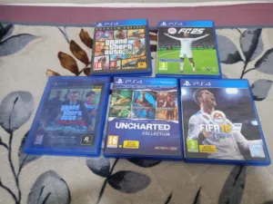 ps4مستعمل  لمده شهرين فقط