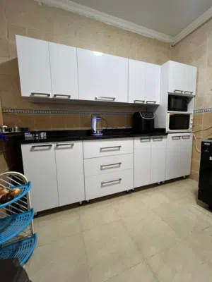 مـطابخ اتــش بـي ال 2.5 مــــــتر