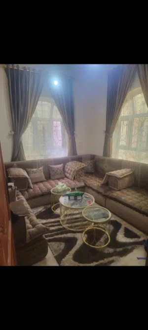 مجلس للبيع