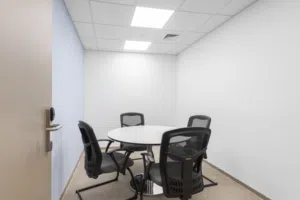 مساحة مكتبية مفتوحة للإيجار لـ 10 أشخاص في AMMAN, Armada Tower