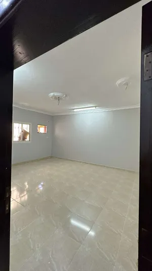 180 m2 4 Bedrooms Apartments for Rent in Yanbu Ar Rabiyah