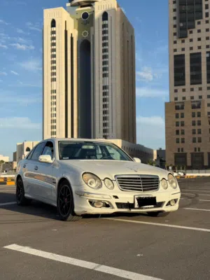 Mercedes–Benz W211