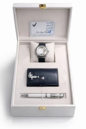 طقم هدايا للرجال ( قلم ، ساعه ، محفظه ) ماركة نور مجان