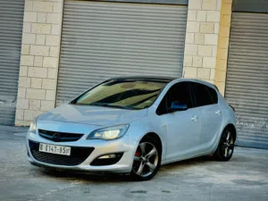 Used Opel Astra in Ramallah and Al-Bireh