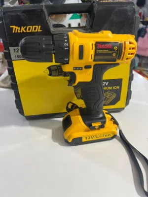 هذا جهاز مثقاب/مفك كهربائي لاسلكي (Cordless Drill) من علامة TmKOOL.