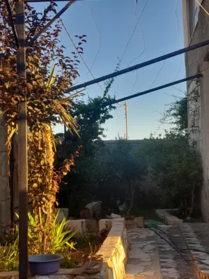 92 m2 4 Bedrooms Townhouse for Sale in Mafraq Other