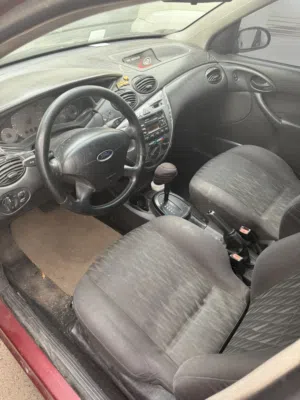 فورد فوكس 2003 ماشيه 232 ألف وبحاله جيده والسعر 200 دينار للتواصل واتس وبيمه لشهر10 Ford focus 2003