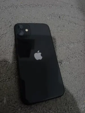 Apple iPhone 11 64 GB in Tripoli