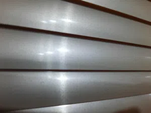 ستائر المنيوم شفرات تفصيل بحالة ممتازه للبيع