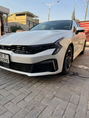 سلام عليكم سياره كيه k5للبيع بحاله جيده ماشي 20ورقم اربيل