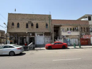 بنايتين تجاريات للبيع القبله بين سوق المسطر والكبير