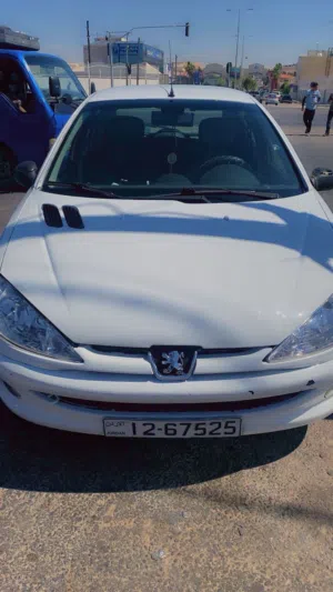 بيجو 206موديل 2003