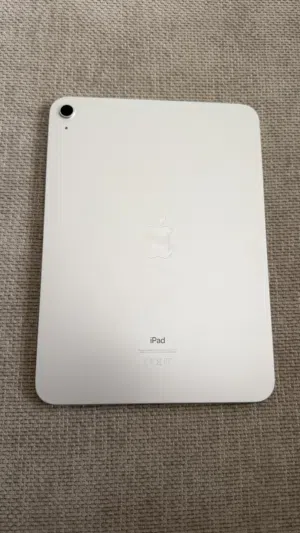 Apple iPad 10 64 GB in Muscat