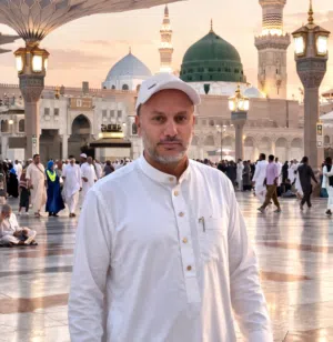 أيمن عبده 