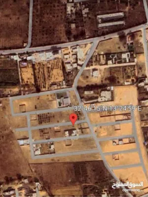 قطعة ارض للبيع داخل مقسم بعد جامع موسى كوسة على اليمين