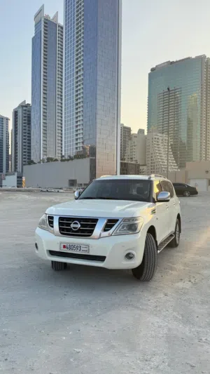 للبيع نيسان باترول ستيشن وأجن موديل 2014  For sale: Nissan Patrol Station Wagon 2014.