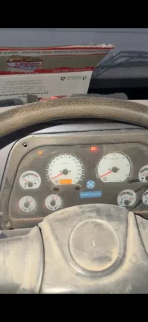 باص نظيف للبيع مستعجل