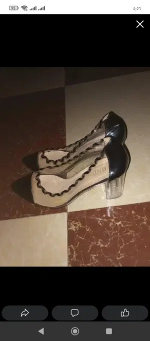 جزمة كعب عالي